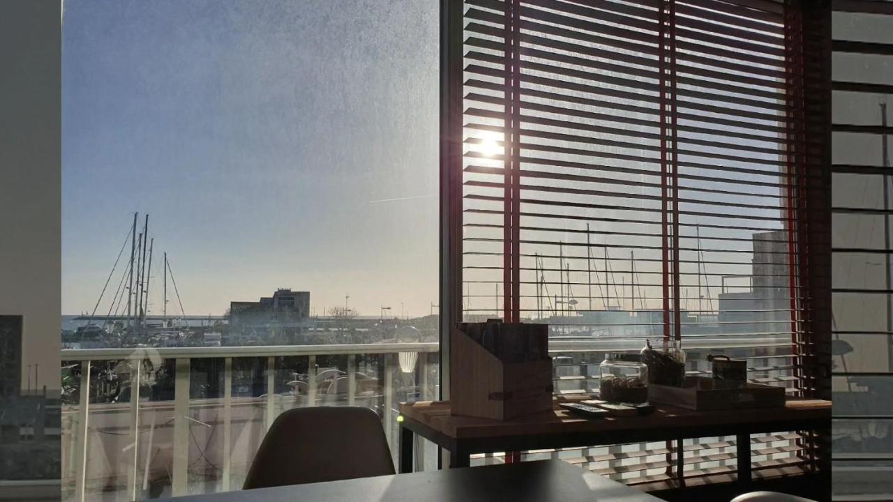 Residence De Standing La Pecherie Spacieux T3 Comme Un Cocon Familial Vue Mer Et Sur L'Avant Port Sur Le Bout Du Bout De Cap D'Agde Seule Cap En Occitanie מראה חיצוני תמונה