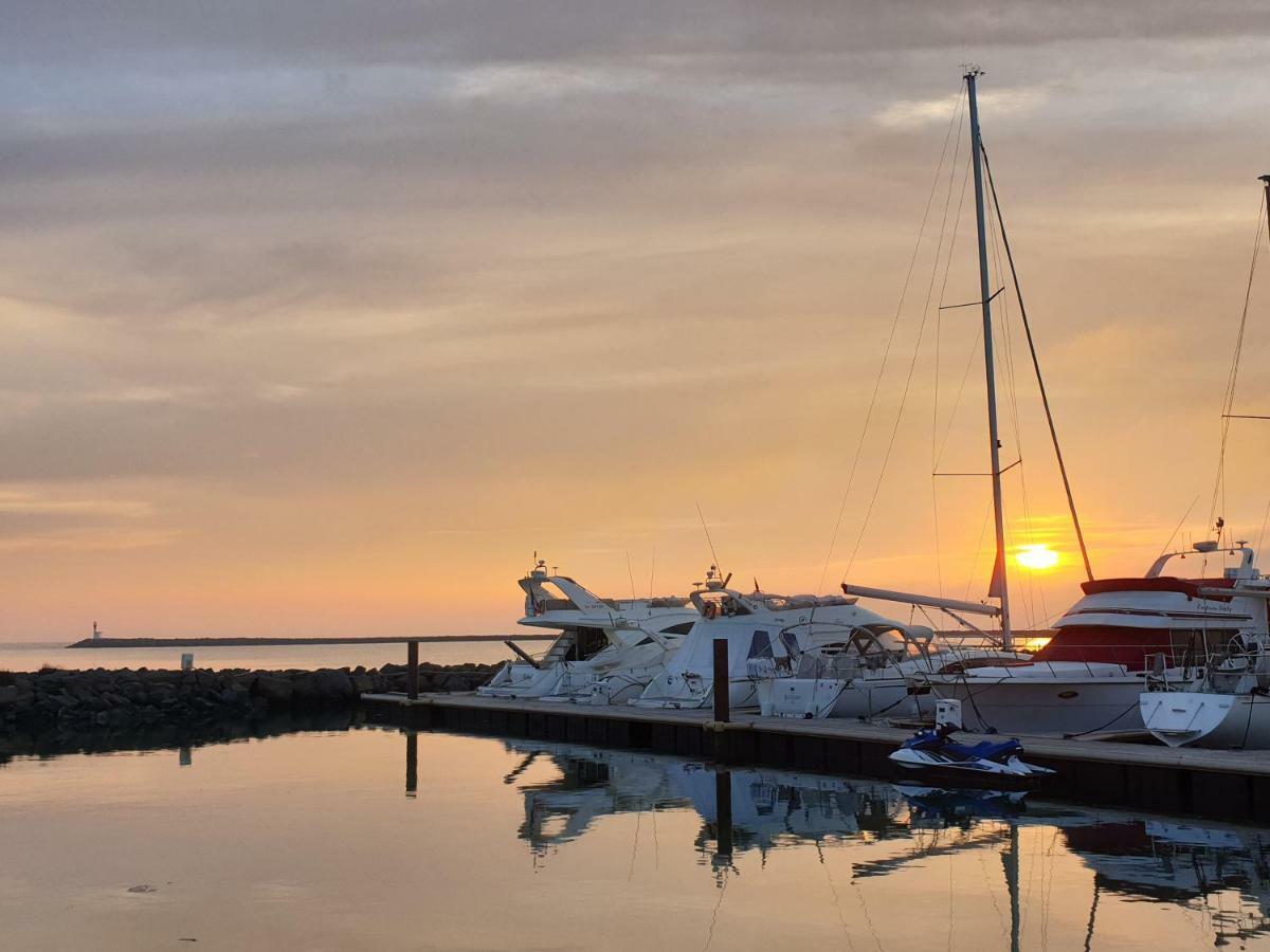 Residence De Standing La Pecherie Spacieux T3 Comme Un Cocon Familial Vue Mer Et Sur L'Avant Port Sur Le Bout Du Bout De Cap D'Agde Seule Cap En Occitanie מראה חיצוני תמונה